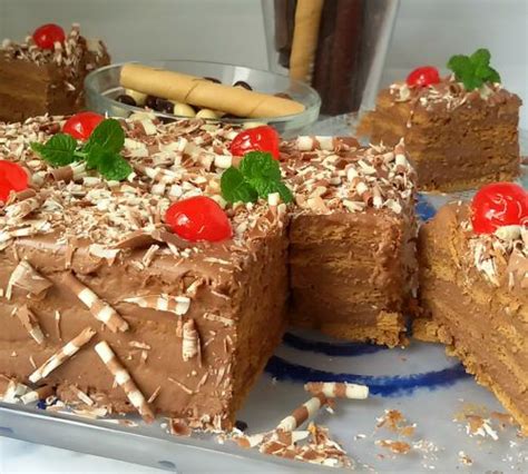 Tarta Fácil De Fresas Con Nata Sin Horno Anna Recetas Fáciles