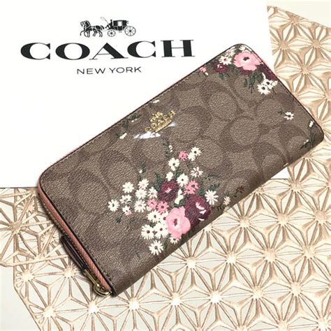 Coach 【新品】coach コーチ長財布 未使用 財布 花柄 ピンク ホワイトデイの通販 By Ringo Shop｜コーチならラクマ