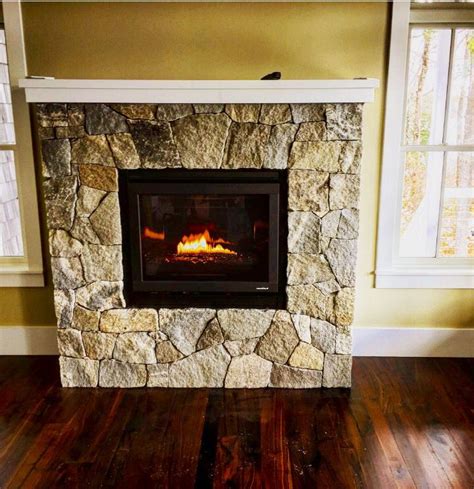 Heat N Glow Metro Fireplace This Model Has Clear Glass Media With A