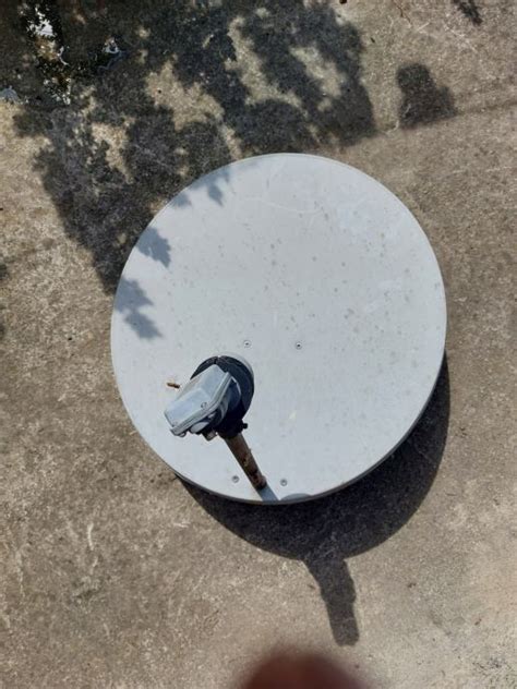 Satelitska antena