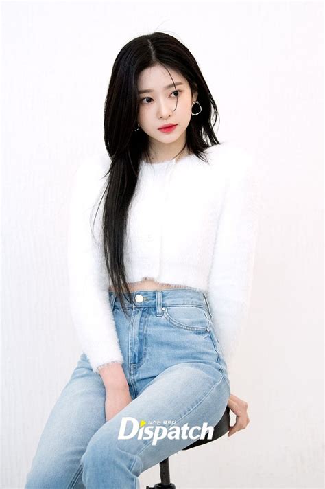 Pin on Kim Min Ju (IZ*ONE)