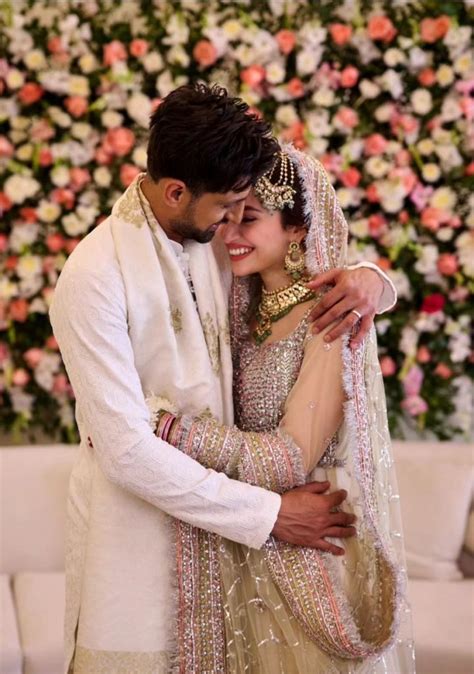 Who Is Sana Javed Shoaib Malik New Wife