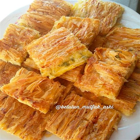 Baklava Yufkas Yla Peynirli B Rek Yemek Ren