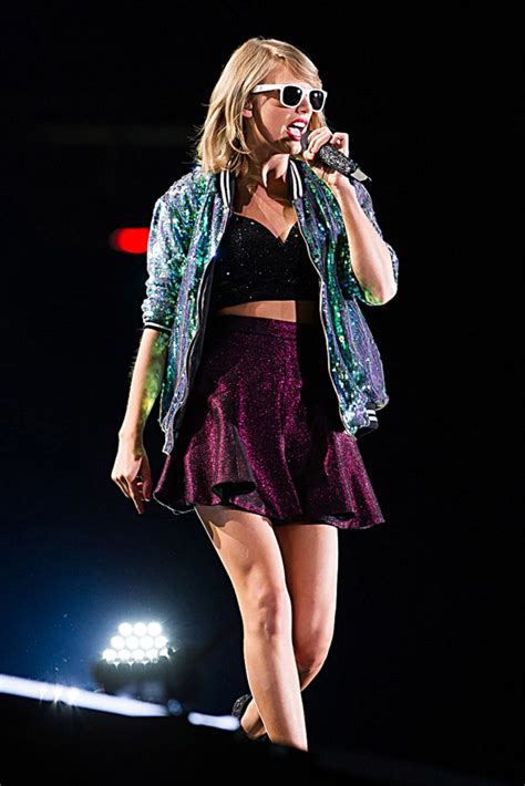 Taylor Swifts Sequined Looks See All Of Her Glittery Outfits