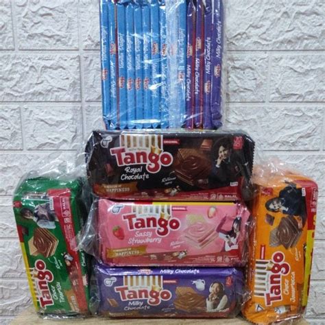 Jual TANGO Wafer 35gr JKT48 Harga 1 Bungkus Isi 10 Pack Bonus 2