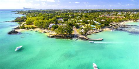 Spending a day at Pereybere Beach - Mauritius Attractions