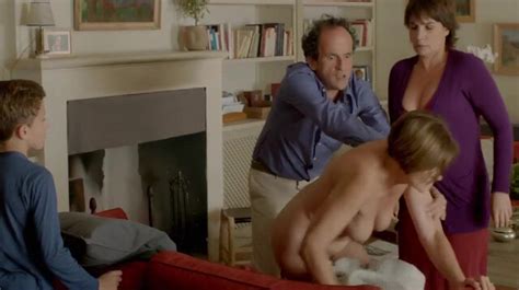 Nude Video Celebs Macha Meril Nude A Dix Minutes Des Naturistes