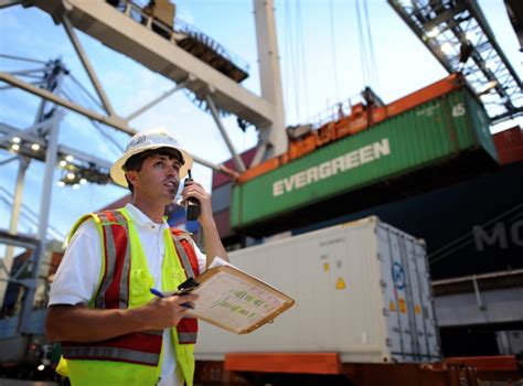 Seguridad y salud laboral en los puertos Protección Laboral