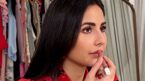 Wow Katrina Kaif Shares A Glimpse Of Her Beauty Ritual Bollywood Hungama