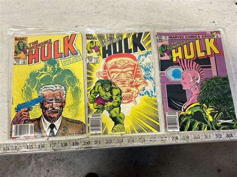 (3) THE INCREDIBLE HULK COMIC BOOKS - Isabell Auction