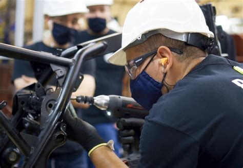 Royal Enfield Ahora Ensambla Sus Motocicletas En Colombia