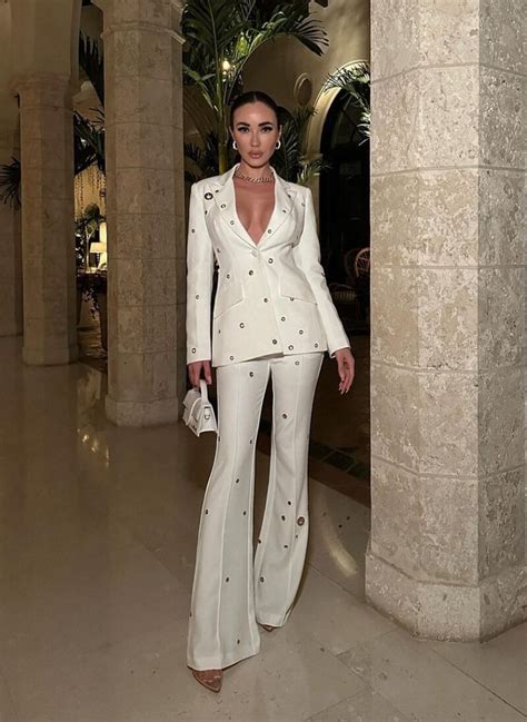 Nina Serebrova Embracing Hot Fashion Divas K4 Fashion