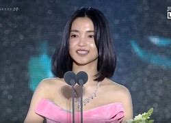 Clip Hot Song Hye Kyo B T Kh C Baeksang V Ng I Nh N C I M Bi T Ngay M I Quan H