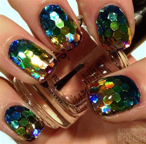 Colorful mermaid scale detailed nail design | Nail art, Peacock nails ...