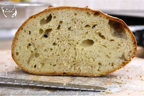 Pane Ad Alta Idratazione Con Lievitazione Lunga Con Poco Lievito