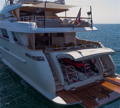 LES BRUXELLOIS Yacht Charter Details Sanlorenzo CHARTERWORLD Luxury