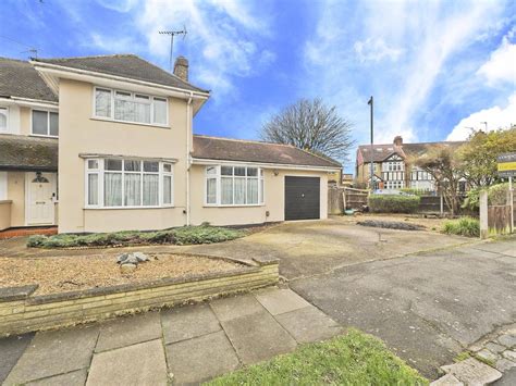 3 Bed Semi Detached House For Sale In St Michaels Crescent Pinner Ha5