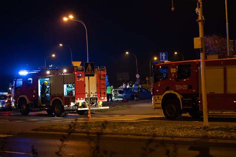 Śmiertelny wypadek na rondzie Kuronia w Rzeszowie Zdjęcie 14