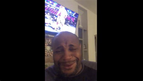 Daniel Cormier reacts live to Jake Paul knocking out Ben Askren (Video ...