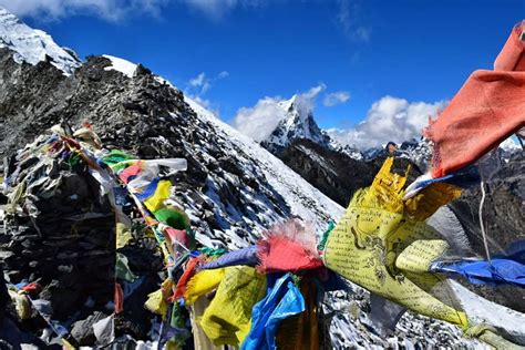 Where Is Everest Mountain Located Everest Base Camp Trek Tours