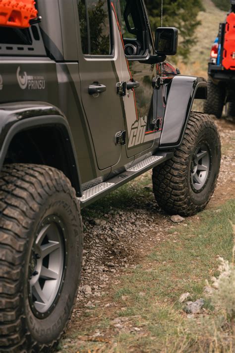 Jeep Gladiator Rock Sliders | Shop Products | CBI Offroad