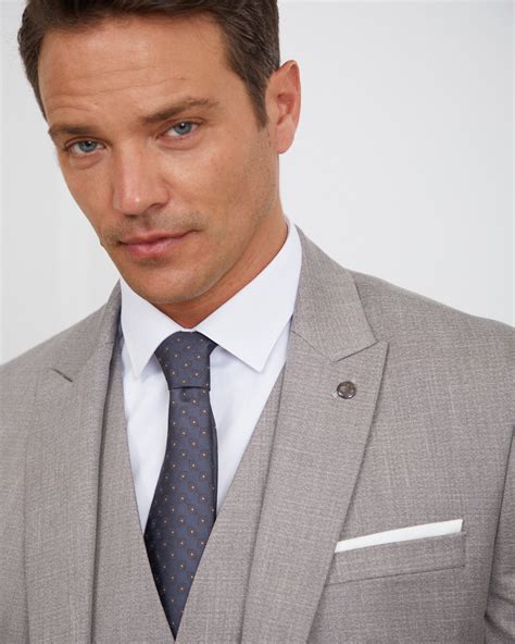 Big Size Beige Suit