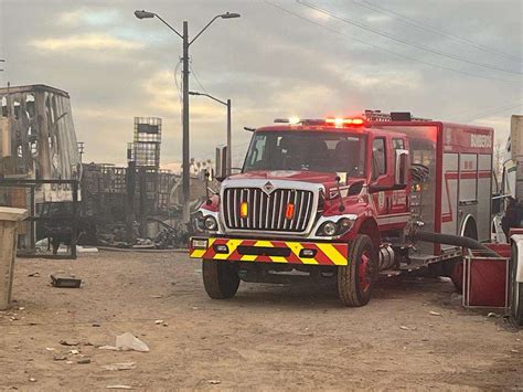 Prenden Fuego De Manera Intencional A Unidades Del Transporte P Bico