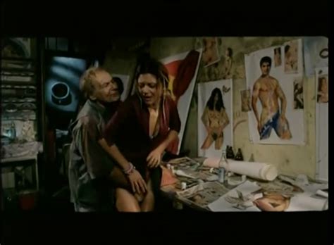 İlknur Soydaş nude pics pagina