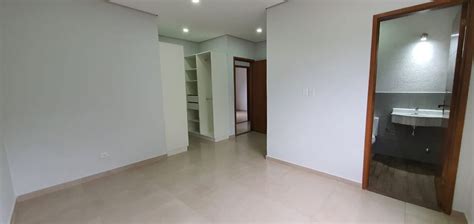 Vendo Duplex En Zona Yacht Dormitorios Excelente Ubicacion Ref