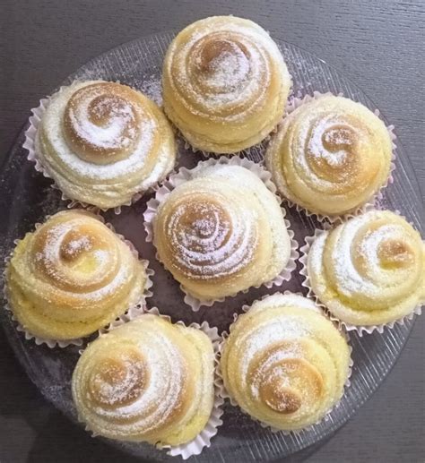 Girelle Di Pasta Brioche Con La Crema Dal Primo Al Dolce