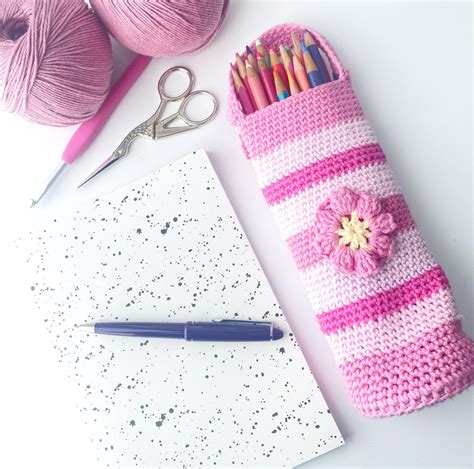 standing pencil case crochet pattern crochetlovemelbourne