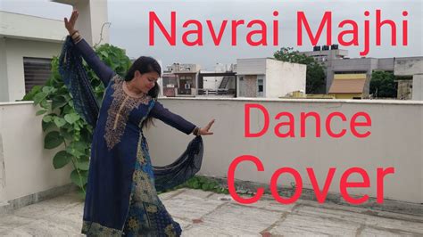 Navrai Majhi Marathi Wedding Song Sunidhi Chauhan Sridevi Dance