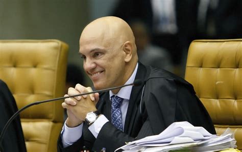 Alexandre de Moraes determina prazo para conclusão de inquéritos de