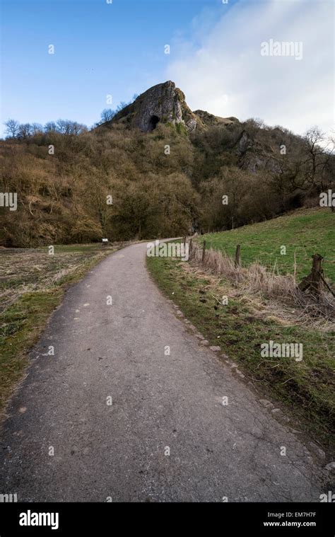 Thors Cave Landscape In Peak District Uk Stock Photo Alamy