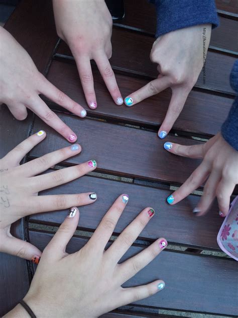 Kawaii Nail Art: Glamping Nail Art Party