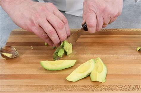 How to Cut an Avocado