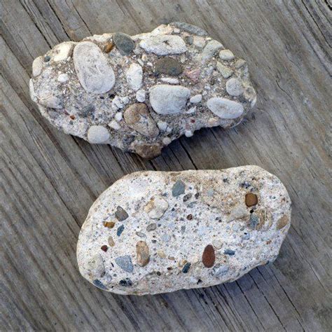 Common Beach Stone Identification Including Dolomite Quartz