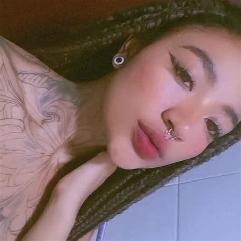 Mariana (@morenooo.o_22) • Threads, Say more
