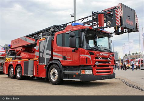 Einsatzfahrzeug Scania P 360 Metz Aerials L32 A Bos Fahrzeuge