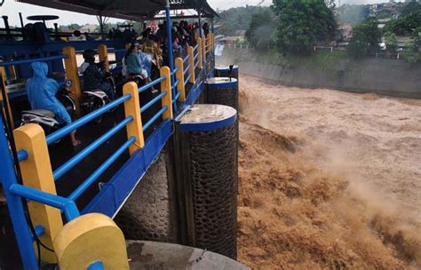 Bendung Katulampa Siaga Dua