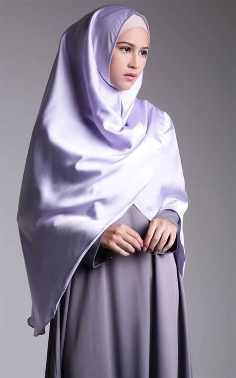 Pin By Ayşe Eroğlu On Abaya Chador Khimar Jilbab Hijab