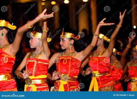 Javanese Cultural Performances Editorial Stock Photo - Image: 38196448