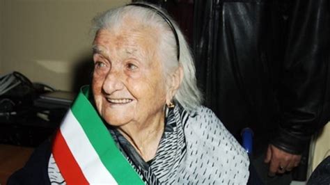 Morta a 116 anni nonna Peppa Valter Longo su longevità Carne dannosa