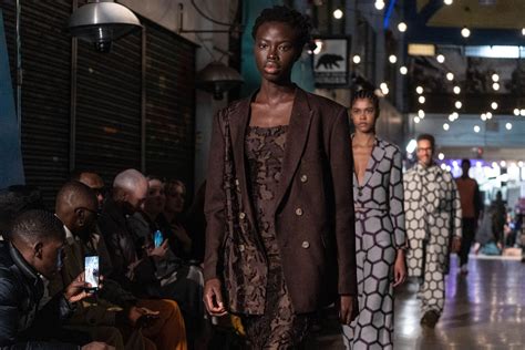 Why Fashion Month Is Failing Black Models With Textured Hair Vogue