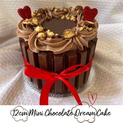 Mini Chocolate Dream Cake 12cm Crisp Bakes And Blooms