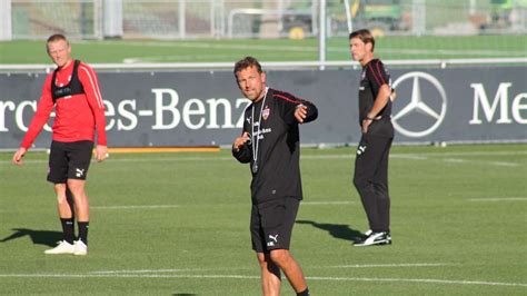 Erstes Training Markus Weinzierl Legt Beim VfB Stuttgart Gleicht