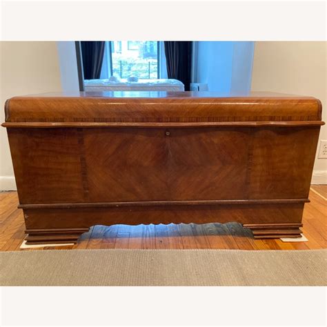1940s Lane Cedar Hope Chest Aptdeco