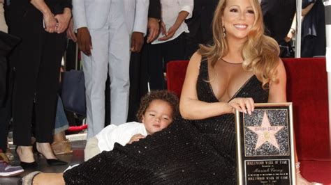 Mariah Carey étoilée Tendres mais capricieux les jumeaux lui volent