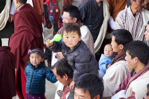 Bhutanese Child At The Gangtey Monastery Gangteng Bhutan Editorial