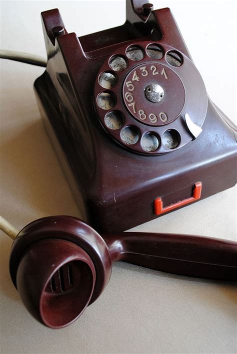 phone ancient   photo  pixabay